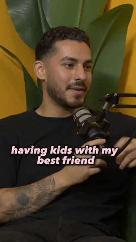 Have you considered having kids with your best friend?! 😱 #parents #babiesoftiktok #babyfever #ieinbesties 