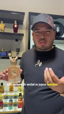 Un perfume que las vuelven locas 🔥😂😂😂😂 en serio este perfume es un 10 #perfume #perfumes #perfumetiktok #perfumeria 