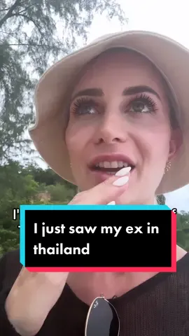 The world is so small 🙈 #extok #datinghumor #redflags #toxicexboyfriend #traveltok 
