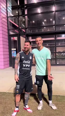 When this academy player got Messi's signature tattoo'd on him 🫡🤩 @InterMiamiCF 