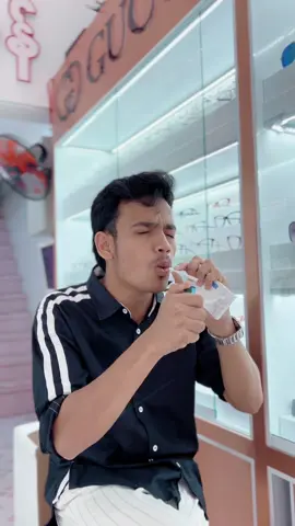 ဆေးလိပ်သောက်တတ်လား😂😂 #akz78 #သမ္မတမျက်မှန် #altaaf78 