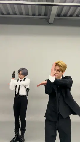 🐿️&🐶 #특챌린지 #S_Class_Challenge #StrayKids #스트레이키즈 #한 #HAN #승민 #Seungmin #5_STAR #특 #S_Class #StrayKidsComeback #YouMakeStrayKidsStay 