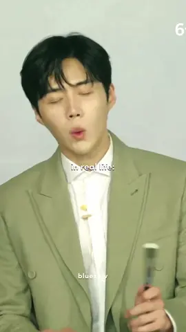 HE WHISTLING 🫠🤧 he said he made the tone by himself 😍 The Childe 21 Juni di CGV & Cinepolis!! #kimseonho #seonho #thechilde #김선호 