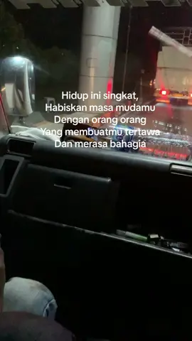 Pye iki sam ngelu uteku tol mundak terus🥵#fypシ#driver#cmic#lintassumatra#bahagiaitusederhana#lampung24jam#proses#lampungpride