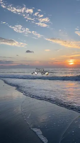I can’t wait till tsitp s2 #thesummeriturnedprettyseries #june #Summer #summervibes #summeraesthetic #summervlog #tsitp #thesummeriturnedpretty #conradfisher #bellyconklin 