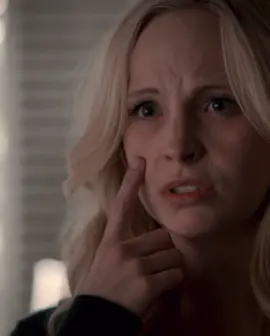 “How does it feel to know that you can‘t give someone a life that she really wants“ #vampirediaries #elenagilbert #carolineforbes #viral 