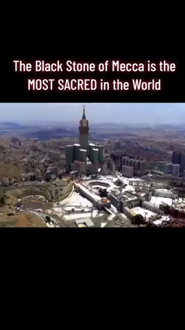 #nanuofficial1 #blackstone #fyp #uk #saudi #kaaba #mecca #theblackstoneofkaaba #kabah #muslim #muslimtiktok #hajj #allah #islam #makkah #history #historychannel 