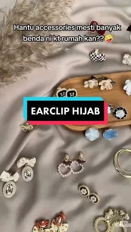 Patutlaa selalu out of stockkk!!! Comel ngatt²😭smua berebuttt grab#hijabearrings #hijabearringsmurah #hijabearring #earclips #earclip #earcliphijab #fyp #shouldbeme #xyzbca 