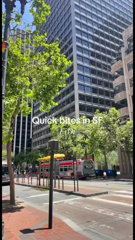 Lunch breaks in San Francisco 🥗  #bayarea #bayareatiktok #bayareavlog #sanfrancisco #sfvlog #bayareaeats #blackgirlvlog #blackgirltiktok 