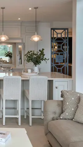 We’re in love and obsessed with our stunning Cook House Englemere kitchen, customers who come into our showroom are constantly wowed by this timeless kitchen. We’ve showcased how a neutral scheme can still pack a punch and create a beautifully design, if you want to play it safe with colours we can still help you to create a stand out, sumptuous area within your home.  #timelesskitchen #beautifulhomes #bespokekitchendesign #kitchendecor #luxurylifestyle #luxuryathome