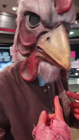 Hey, it's me!  #hotlinemiami #hotlinemiamijacket #hotlinemiamicosplay #jacketcosplay #cosplay #videogamecosplay #funny