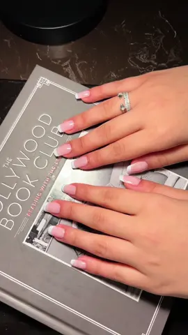 #trendynails  New stylist. New life. New you.  #رفع_الرموش #رفع_الحواجب #صالونات_الرياض #سبا_الرياض #تخرج 
