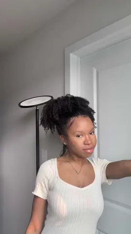 Energy on -4. It be like that sometimes 😅 #naturalhairstyles #getreadywithme #grwm #beautytok #morningroutine 