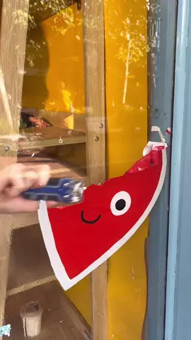 Replying to @Lily-Mai 👼 Water & a Paint Scraper to the rescue!!! 💪🏼💦🔪 #artist #paintingart #paintingglass #windowdisplay #windowdisplayideas #artistsoftiktok #cleaningtiktok #cleaningasmr #paintscraping #paintscraper #windowcleaninghack #paintingonglass 