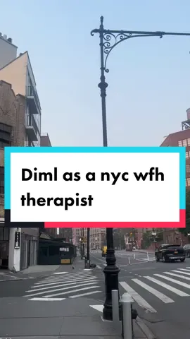 DIML as a nyc wfh therapist ✨🍩🧡✈️  #dimlvlog #dayinmylifenyc #nycdayinthelife #nyctherapist 