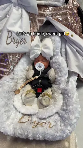 Starting our journey as a family of 4🥹#baby#babyfever#babiesoftiktok#babies#momtok#dadtok#dadsoftiktok#reaction#MomsofTikTok#parenthood#parenting#parents#pregnancy#labor#delivery#laboranddelivery#newborn#birth#reactions#fyp