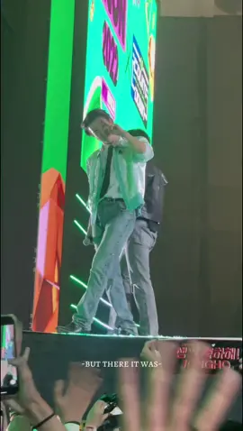 Take me back😢 #kcon #ateez #newjeans #kpop #fyp #CapCut #foryou #ateeztour #كيكون_الرياض #kcon2022 