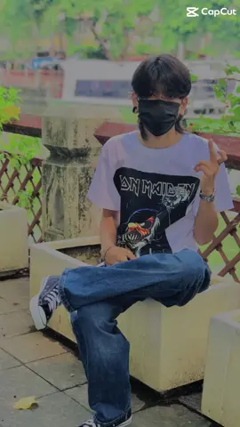 #ဆယ်လီတွေမှlikeပေးတာလား 