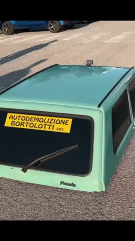 L’Auto Più Bassa Del Mondo!  @CARMAGHEDDON  #panda #fiat #demolizione #carmagheddon #auto #bassa #mondo 