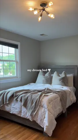 My dream bed 😍😍😍😍 Now all I need is a steamer.. any recommendations? @target @HomeGoods #targetfinds #target #targethome #targethomedecor #targethomefinds #targetdecor #targetdecorideas #homegoods #homegoodsfinds #homedecor #decor #homedecorfinds #casalunatarget #casaluna #bed #bedroomdecor #asthetic #asthetichome #asthetichomedecor #dreambed #dreambedroom #dreambedding #cloudbed #cloudbedding 