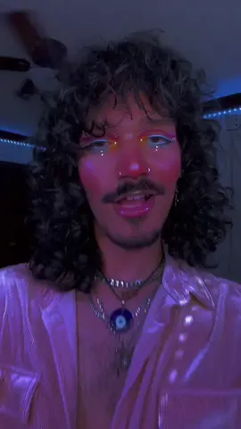 wait for it😈 #fyp #virgo #makeup #transition #prettytheycentral #lgbtq #trending #briangmontxnez #xyzbca #trend #prettytheycentraltransition #viral #newtrend #howtotransition #elalfa #sientateenesedeo #latinx #baddie #cuandoyollegotienenquehacerlafila 