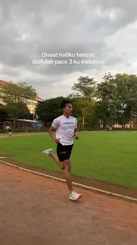 Pace 3 meluncur #pelari #pelarikonten #binsik #lari12menit #pace3 #lari #naganraya 
