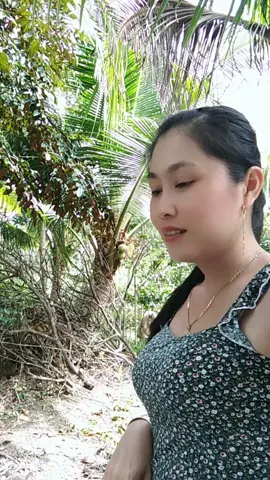 Thùy Trần ..1990..