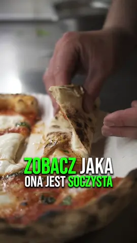 Wolisz klasyk czy neapolitańską?😀 #dc #pizza #pizzanapoletana #viral 