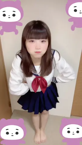 裸足でgomen #セーラー服 #制服 #ぼっち #裸足 