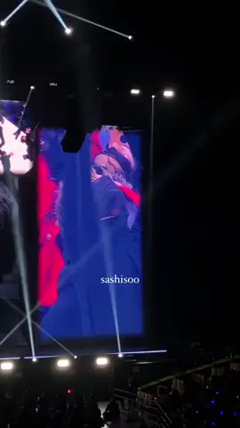 THE ANGLE??!!! AND IT WAS SHOWN IN THE BIG SCREEN 😵‍💫  #heeseung #enhypen #fyp #heeseungenhypen #kpop #leeheeseung #희승 #enhypenheeseung 