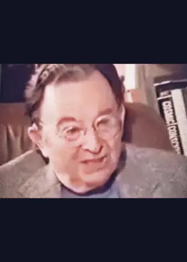 نمتلك او نكون ✨ #erichfromm #philosopher #اريك_فروم  #فلسفة #علم_نفس #فيلسوف 