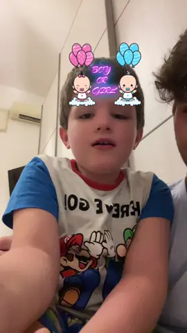 Io: angie il tuo fratellino sara femmina angie:NO!!😵