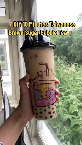 🥤🌟 DIY 10 Minutes Taiwanese Brown Sugar Bubble Tea - Easy Recipe! 🌟🥤 Save money on bubble tea with this authentic and easy recipe! Ingredients: * 400ml lactose-free milk * 2 tbsp brown sugar * 2 tea bags (Black Tea/Oolong/Jasmine) For Tapioca Pearls: * 50g ready-to-make tapioca pearls * 1 tbsp brown sugar Procedure: 1️⃣ Heat the milk on high heat, add the tea bags, and stir in the brown sugar until you get a dark color. Let it cool. 2️⃣ Remove the tea bags. 3️⃣ In a pot, add the ready-to-make tapioca pearls and stir in medium-hot water for 2.5 minutes. 4️⃣ If the tapioca floats, it's cooked perfectly! 5️⃣ Reduce the heat to low and simmer for another 2.5 minutes. 6️⃣ Remove the water and add 1 tbsp of brown sugar to the tapioca pearls. Let it cool for 5 minutes. 7️⃣ Add the tapioca pearls to a cup and stir them for a beautiful texture. 8️⃣ Add ice and pour in the milk tea. 9️⃣ Sit back, relax, and enjoy your homemade Taiwanese brown sugar bubble tea! 🙌🍵 Save money and satisfy your bubble tea cravings anytime! Share this recipe with your friends and spread the bubble tea love! 💕✨ #DIYBubbleTea #BubbleTeaRecipe #BobaTea #ChinaTown #Yunique #Tapioca #VisitLondon #AsianFood #MilkTea #MilkTearecipe #milktealover 