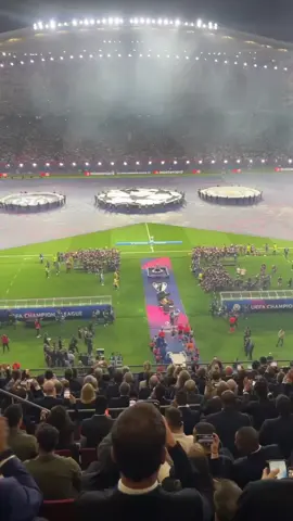 #uclfinal kicks off in #istanbul with the UEFA Champions League song played by Piano🎹 @Inter @Manchester City @uefachapionsleague  #istanbul #milan #manchester  #championsleague #uefachampionsleague2023  