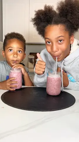 FRUIT SMOOTHIE 🍉🍍🥭🥥🫐  #healthysmoothie #smoothie #smoothierecipes #smoothiebowl #southernfoodie #healthyrecipes 