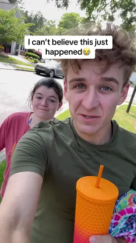 And thats how i became their favorite youtuber🥰 sorry @MrBeast #storytime #neighborhood #pool 