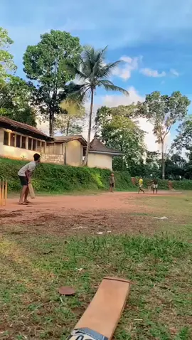 අවුට්ද නැද්ද☺️