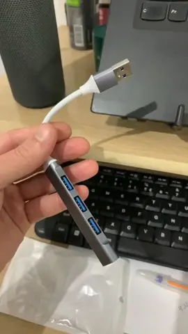Expandindo as possibilidades! O Adaptador USB 3.0 Hub de 4 portas - a chave para a interconexão perfeita entre todos os seus dispositivos. . . . #AdaptadorUSB #Hubde4Portas #Conectividade #ProdutividadeDigital #Eficiência #OrganizaçãoDigital #ConexõesRápidas #TransferênciasVelozes #SimplifiqueSuaVidaDigital #Desempenho #Conveniência #celularconectado 