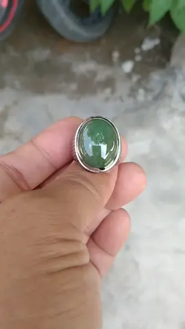 💍Spesial Cincin Giok Jawa Kebumen..🔥😍 💍Dim est:15x20m 💍 Ring Titanium Alusan size 8  ☎️WA:085647731588  ✅Giok Jawa Kebumen merupakan salah satu batuan favorit dan buruan bagi para kolektor dan pecinta batu akik khas daerah Kebumen yg sangat layak untuk dikoleksi ataupun pakaian sehari-hari bagi pria maupun wanita..😘 #giok #giokjawa #giokjawakebumen #giokjawajadeite #giokjawajadeitejade #jadeite #jadeitejade #cincingiok #cincingiokasli #cincingiokjawa
