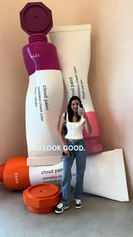I 🫶🏻 @Glossier #lavlog #glossier #vlog #dayinmylifevlog 