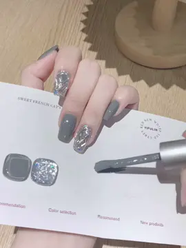 grey and silver #ทำเล็บ #nailenhancement