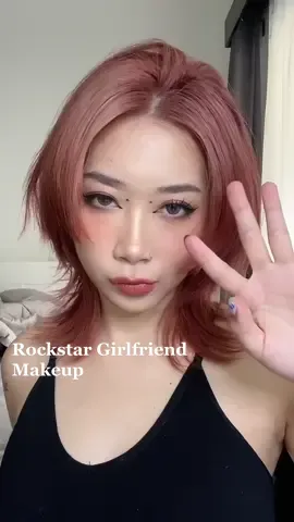 Rockstar Gf Makeup 🎸⭐️🖤 #makeuptutorial #makeupideas #rockstargfmakeup #gayaditiktok #WomenOfTikTok 
