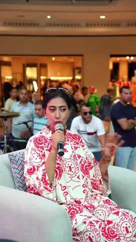 Le passage de @douniaboutazzout au Morocco Mall c’était également une occasion pour rencontrer son public. Une rencontre marquée par beaucoup de spontanéité et d’amour et un échange hors pair avec un public chaleureux 🥰  MERCI Dounia 🫶🏻 #MoroccoMall #happyfriday 