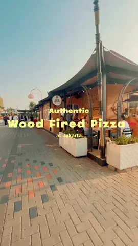 Yeay! Popolamama buka di Batavia PIK🥰  Pizza nya enak-enak banget, karena dibikin pake wood fire open, spaghetti nya juga enaakk ❤️ #foodtiktok #fyp 