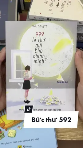 Bức thư 592: Yêu không phải tìm kiếm một người hoàn hảo, mà là học cách dùng cái nhìn tốt đẹp nhất để tán thưởng một người không hoàn hảo. - Sách “999 lá thư gửi chính mình”. #999lathuguichinhminh #sach #LearnOnTikTok #tinhyeu #xuhuong 