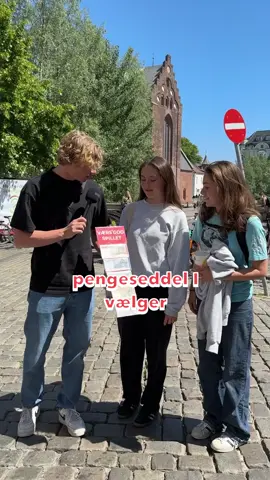 Hop ind og følg os på instagram, og få chancen for at vinde en soundboks!! 😯