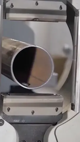 Automatic laser cutter