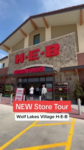 Tour of the NEW Wolf Lakes Village H-E-B in Georgetown! ❤️ #ad 1010 W University Ave #HEB #wolflakesvillageheb #georgetowntx @H-E-B 