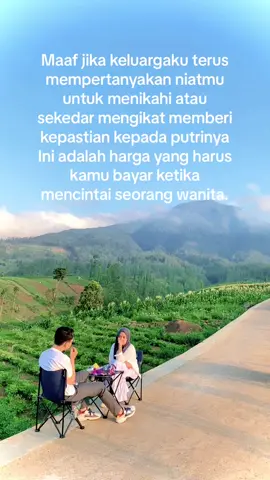Tapi cowok kadang malah milih pergi krna ngerasa di buru buruin wkwk
