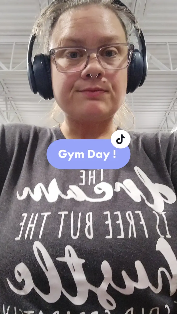 gym day again. videos are hard to make. people complain and are rude. but I did go. we are gonna start tanning next week too. wanna even out my skin tone lol #vsgsavedmylife #vibescheck #fypシ #GymTok #gymgirlie #gymday 